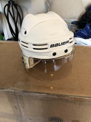 New Bauer 4500 Helmet with Visor