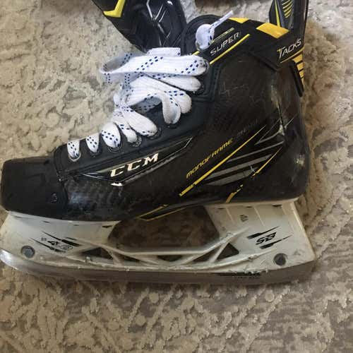 Super Tacks Hockey Skates Senior Size 8