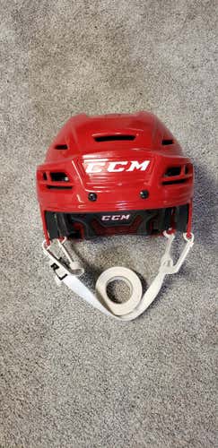 CCM Resistance Helmet Sr Medium