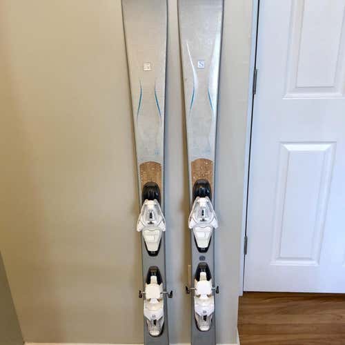 2018 Constellation Cira Skis