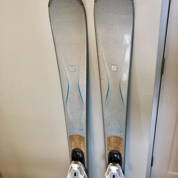 2018 salomon cira women's skis Constellation Series Salomon Constellation Cira 2017-18 Salomon  Constellation Cira Skis 154 Cm W/Lithium 10