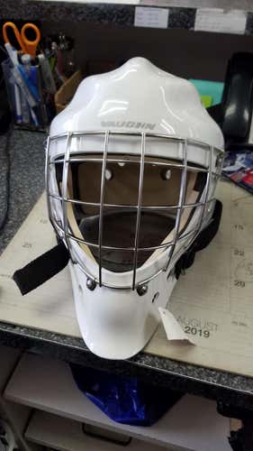 New Vaughn Goalie Mask Senior Med