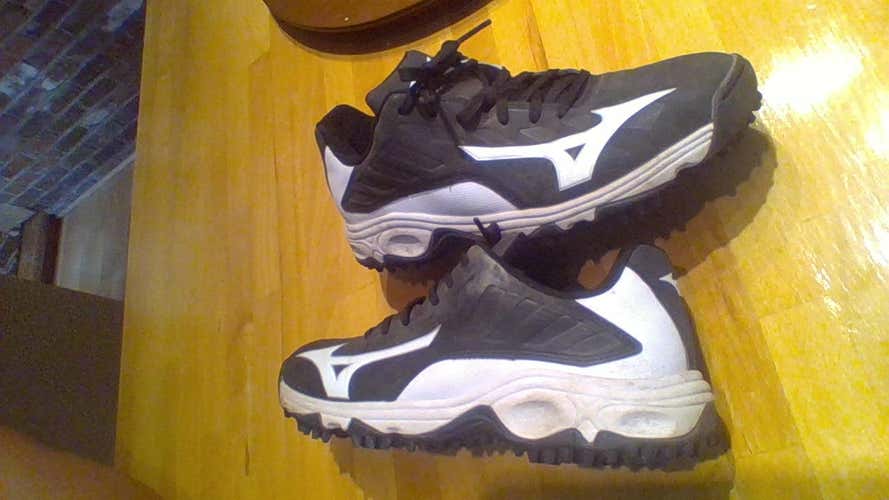 Mizuno Footwear Adult