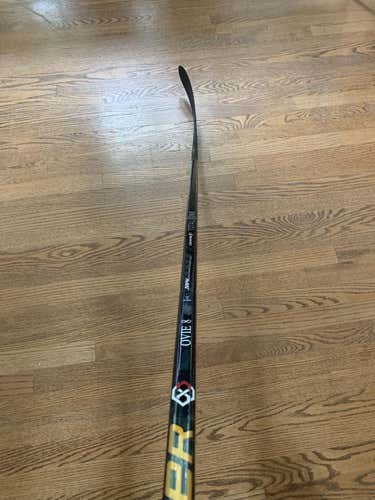 Alex Ovechkin pro stock Bauer 1S stick different curve