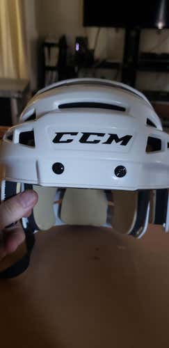 CCM Vector V08 Helmet