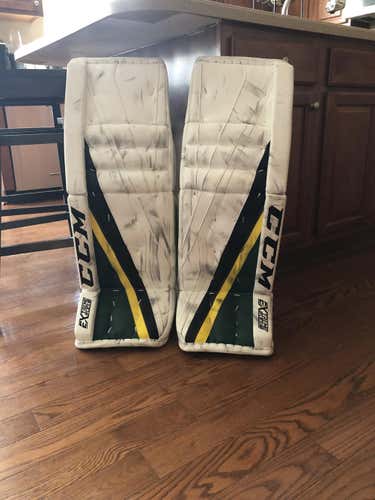CCM Extreme Flex lll Goalie Leg Pads Senior Pro Stock