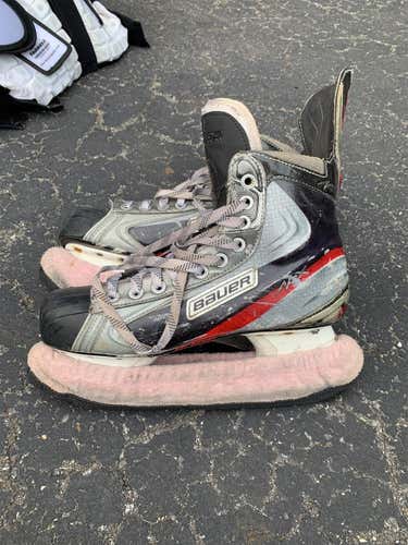 Vapor APX Hockey Skates Senior Size 8.5