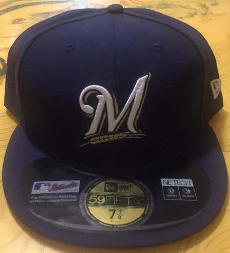 Size 7 1/4 New Era Milwaukee Brewers 59Fifty The Official On-Field Cap of MLB Fitted