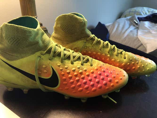 Nike Magista Orden II Soccer Cleats