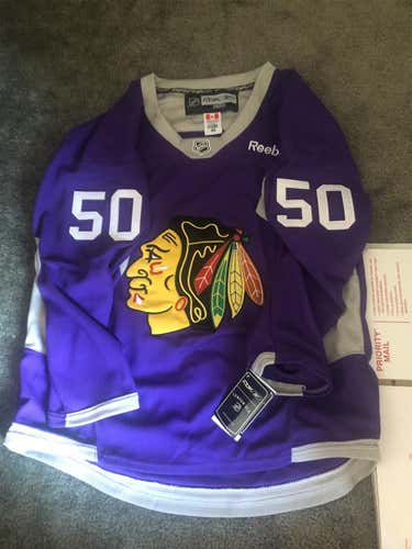 New Reebok Hockey Fights Cancer Size 48