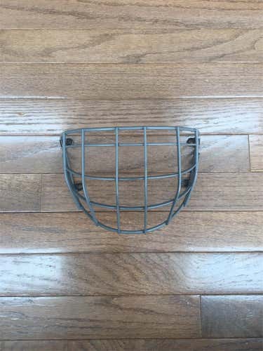 Bauer NME 5 Goalie Flat Bar Cage