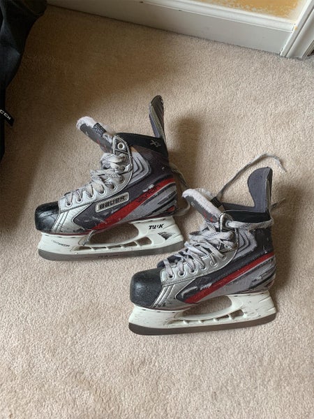 Vapor X3.0 Hockey Skates Junior Size 5.5 EE