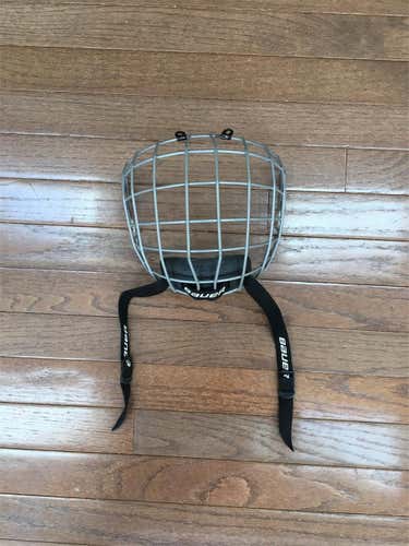 Bauer True Vision Cage Small FM2100