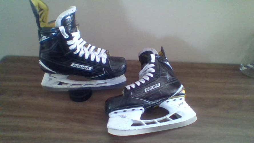 Bauer supreme s180 Hockey Skates Junior Size 5 with added superfeet insoles