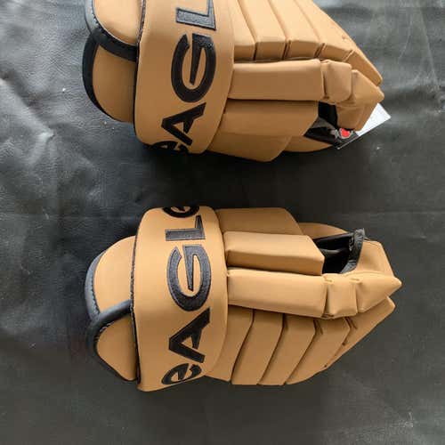 New  Gloves Senior Pro Stock