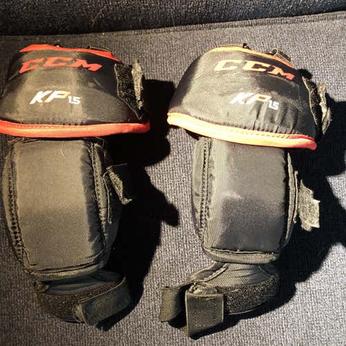 CCM Knee Guards