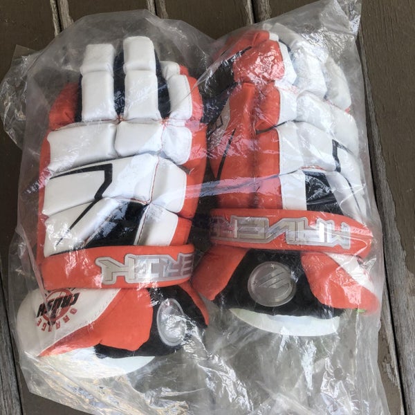 New M4 Lacrosse Gloves