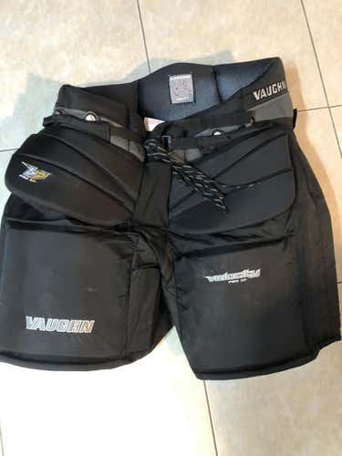 Vaughn V7 Hockey Goalie Pants Senior