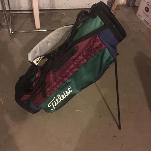 Titleist Retro Carry Stand Bag Green/Maroon/Blue