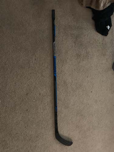 New Nexus 2N Pro Hockey Stick Righty Mid Senior
