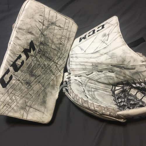 CCM Gloves Senior