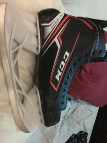New JetSpeed FT340 Hockey Skates Senior Size 9