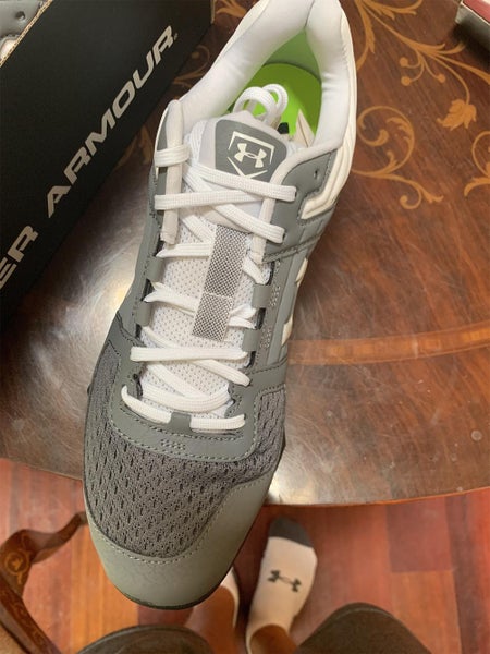 New Under Armour Yard Trainer Adult