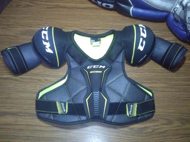 CCM Tacks 3092 Shoulder Pads Senior