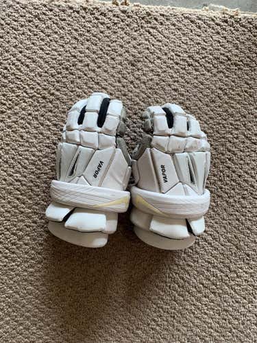 Vapor Lacrosse Gloves