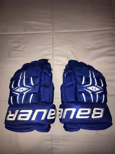 Bauer Nexus 1000 Blue Pro gloves