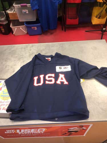 USA Hockey Jersey Size Medium 135374