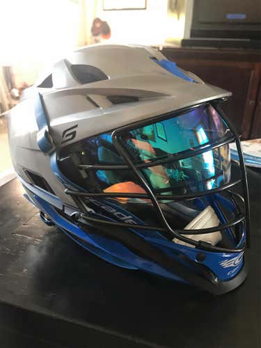 USED ONCE Cascade s With Throne Frost Visor