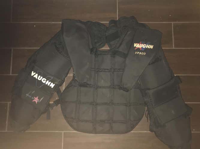 Vaughn Goalie Chest Protector Intermediate