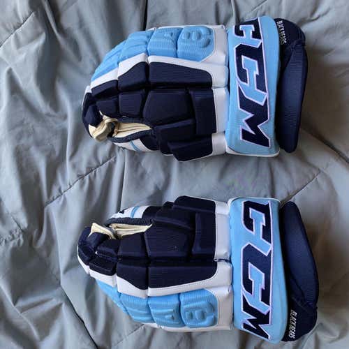 UMAINE gloves Size 15