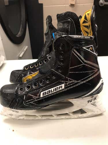 Size 9 Supreme 1S Hockey Skates Senior Pro Stock