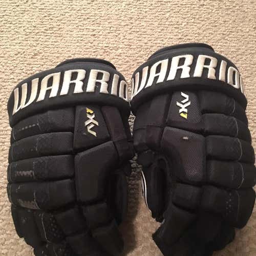 Warrior Dynasty AX1 Gloves Senior Pro Stock Brampton Beast