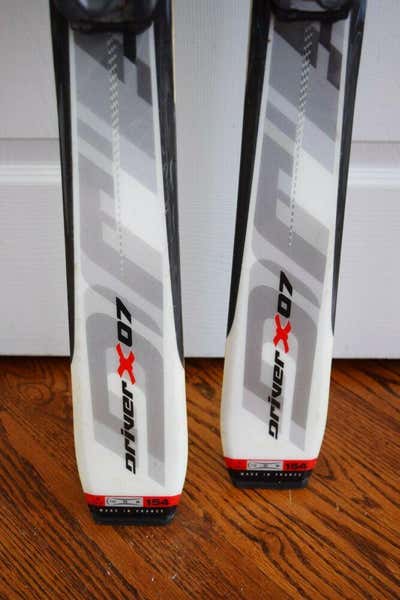 DYNASTAR DRIVER X 07 SKIS SIZE 154 CM WITH LOOK BINDINGS