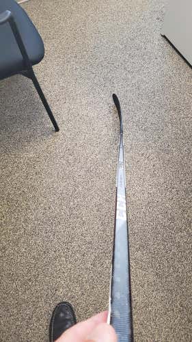 New CCM RBZ FT1 Hockey Stick 50 Flex McDavid Curve Righty Junior