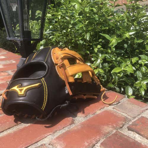 New Pro Baseball Glove