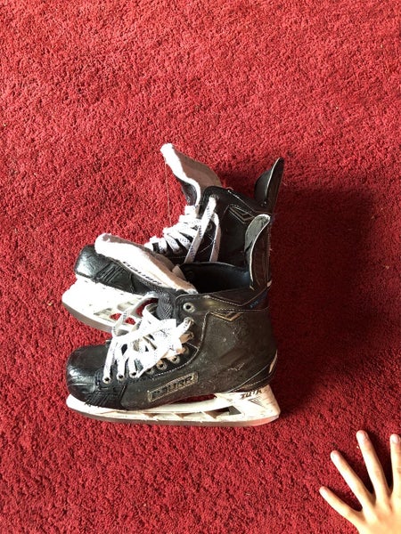 Nexus 7000 Hockey Skates Junior Size 6.5