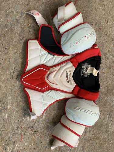 Vapor APX2 Shoulder Pads Senior