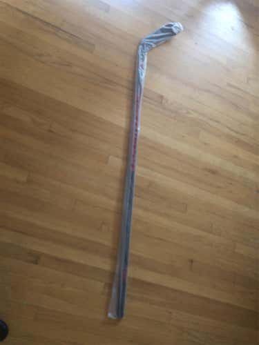 New Sher-Wood Hockey  T100 2nd Generation Stick Righty Mid Senior PP26 Stasny 85
