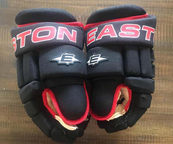 Easton Synergy Pro Gloves Senior