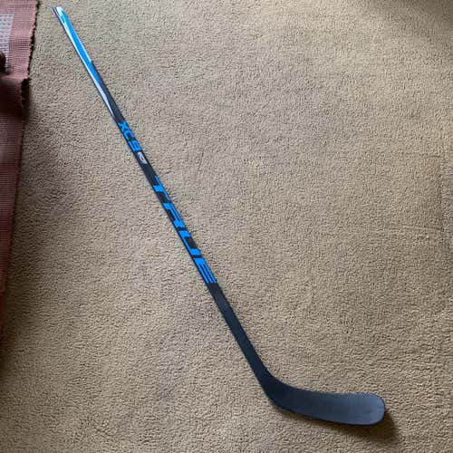 TRUE XC9 ACF Senior Hockey Stick Left 95 Flex P92 Pro Stock Grip