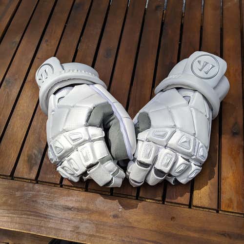 New Warrior Nemesis Pro Goalie Gloves