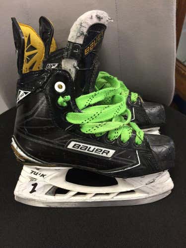 Junior Size 1 Bauer Supreme S180 Ice Hockey Skates