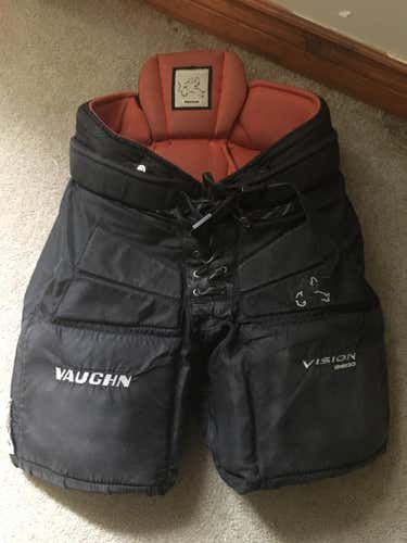 Vaughn Vision 9200 Hockey Goalie Pants Junior