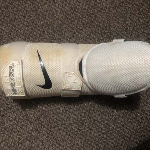 Nike Leg Guard And Elbow Guard