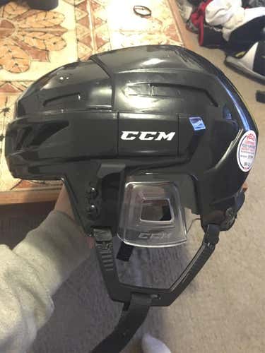 New CCM FL90 Helmet Size Medium