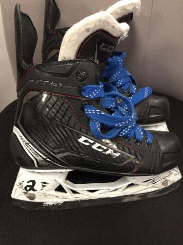 Junior Size 2 CCM Jetspeed FT 365 Ice Hockey Skates